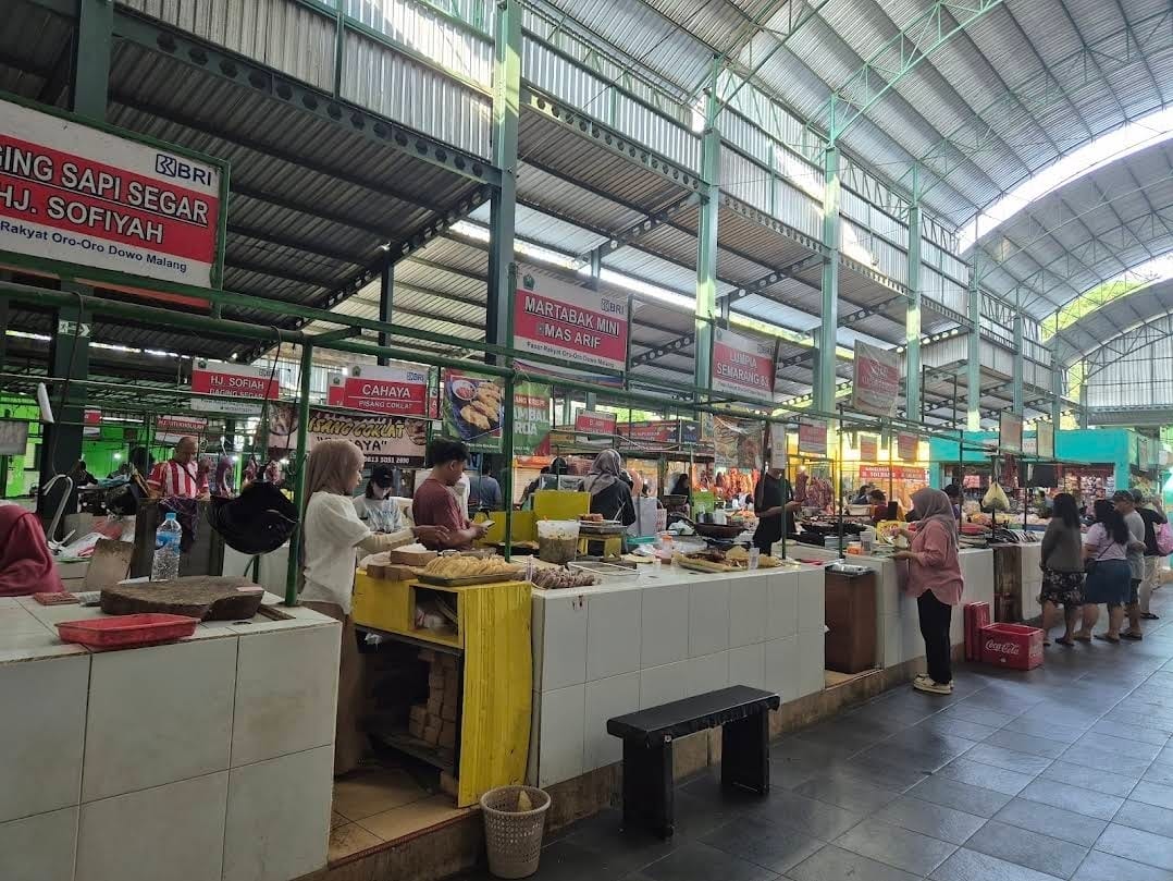 Berburu Jajanan Pasar di Malang: Pasar Oro-Oro Dowo