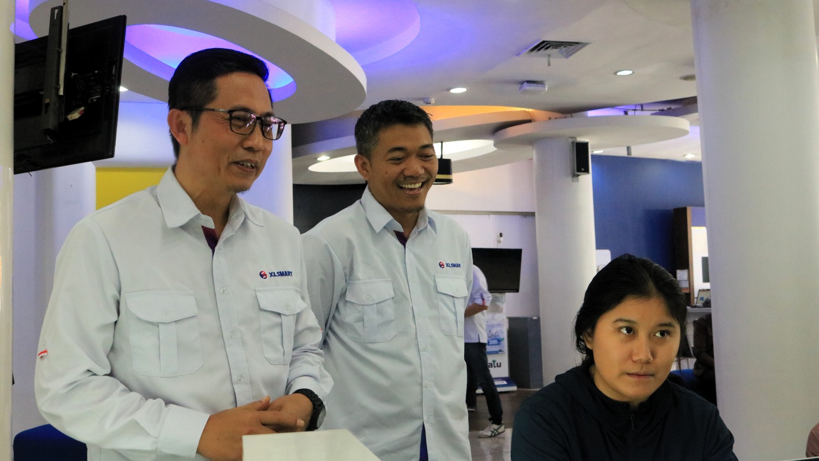 Hari Pelanggan Nasional 2025, XLSMART Apresiasi dengan Ragam Program Khusus Berbasis Poin dan Kejutan Spesial.