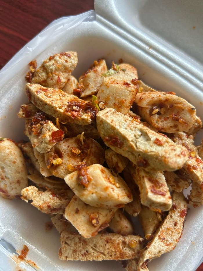 JAJANAN PEDAS VIRAL: Rekomendasi Basreng Basah dengan Perpaduan Chili Oil yang Nikmat dan Pedas