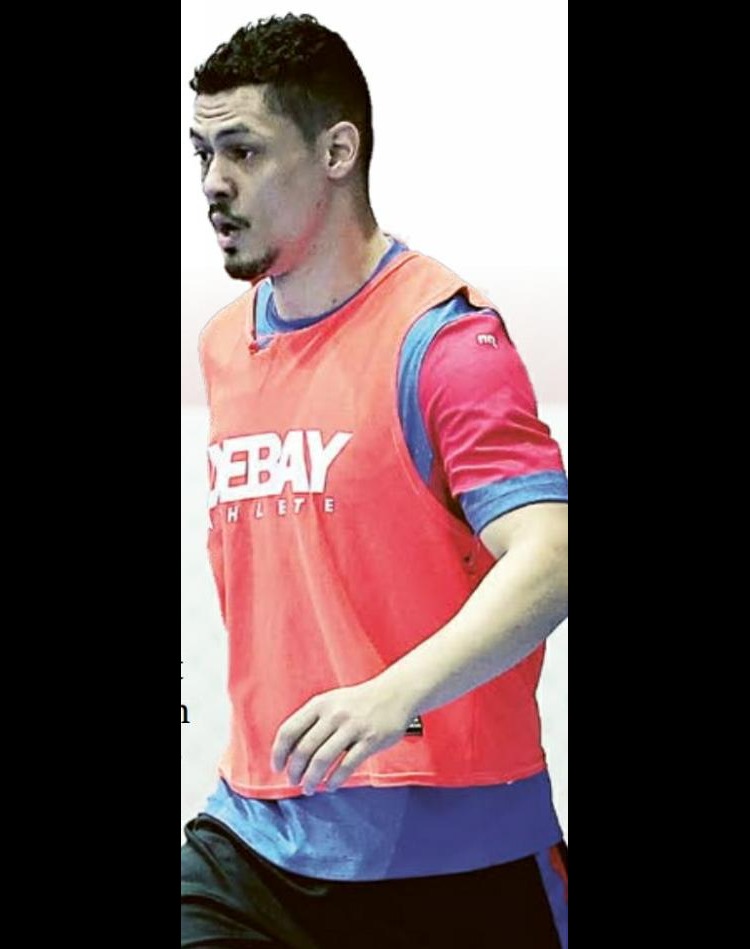 GANTI NOMOR PUNGGUNG: Pivot Unggul FC Malang Wellington Pereira berlatih di Unggul Sports Center pada Jumat lalu (5/9).