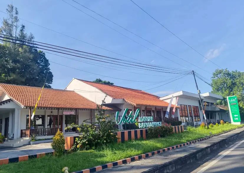 Hotel dekat Pelabuhan Ketapang Banyuwangi jadi pilihan strategis untuk transit wisatawan Malang.