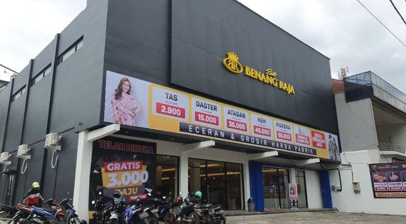 Toko Batik Benang Raja Malang