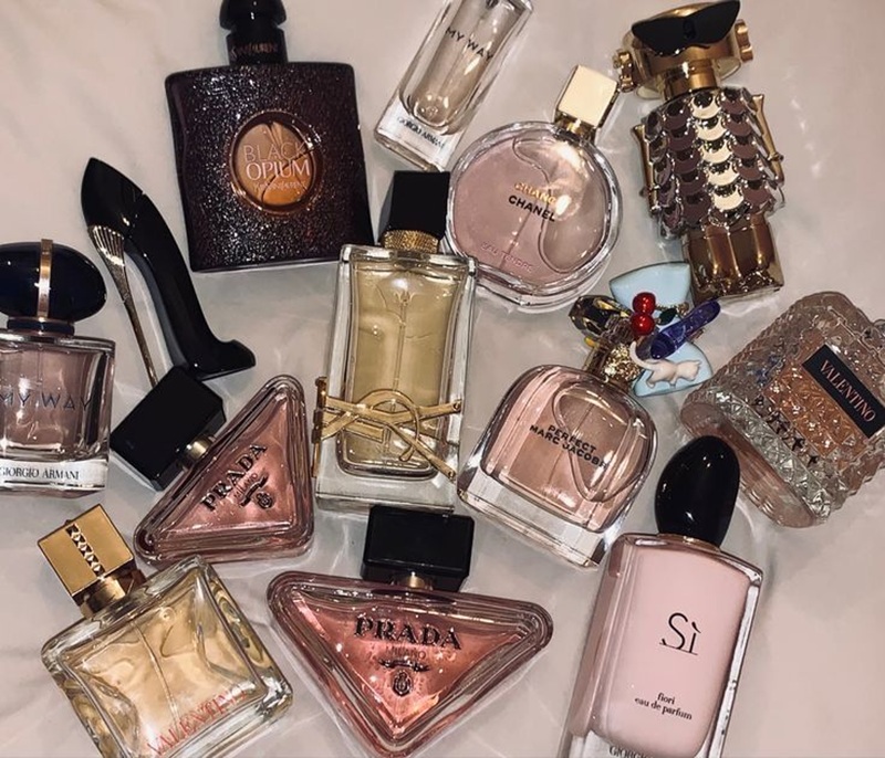 Parfum: Bikin kamu wangi seharian.