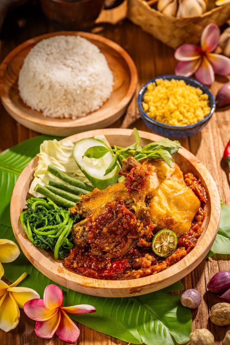 Lalapan: Salah satu comfort food yang bisa di nikmati kapan saja!