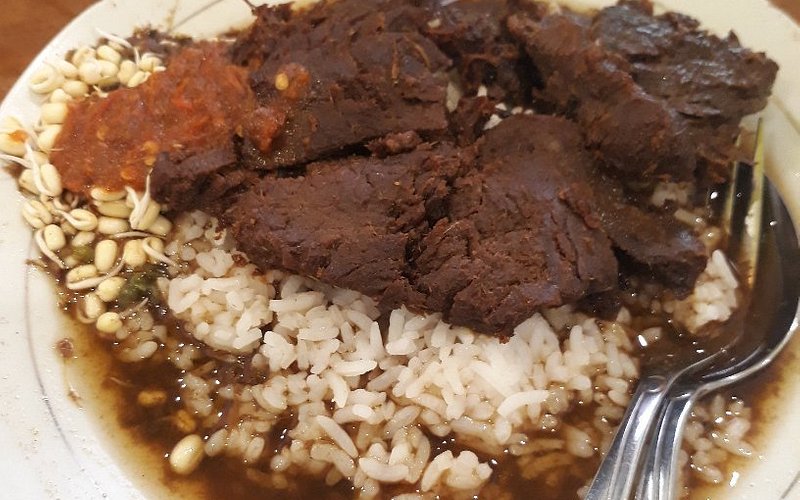RAWON: Kuliner di Kota Malang yang Nikmat dimulut.