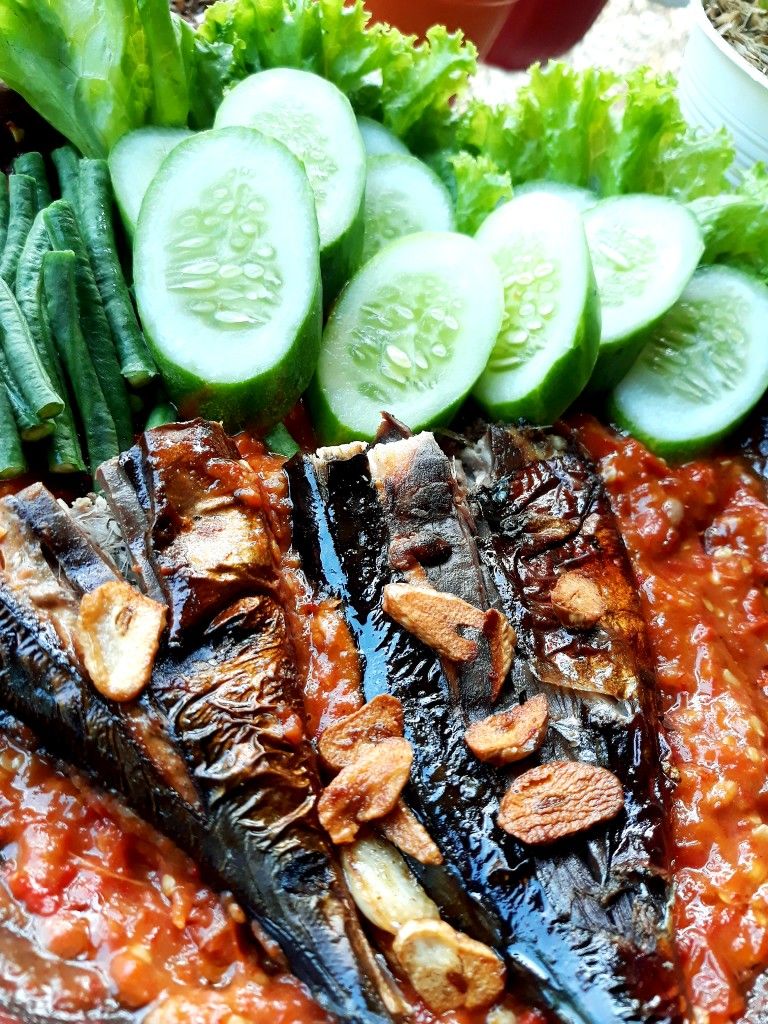 PERLU DICOBA: Ikan Asap, salah satu rekomendasi kuliner khas Pasuruan yang harus dicicipi ketika kamu berkunjung