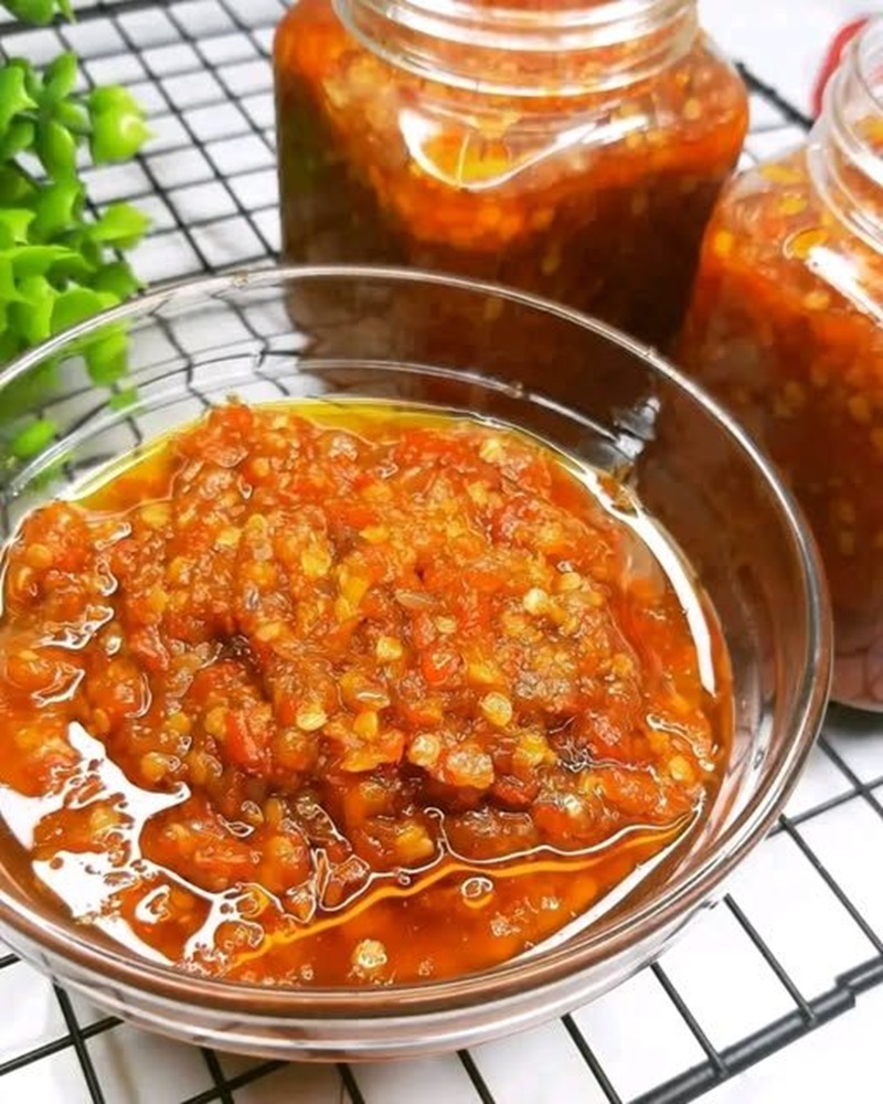 SAMBAL: Wajib ada di piringmu, tambah kelezatan makanan!