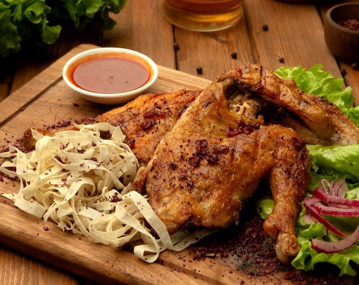 LEZAT DAN NIKMAT: Ilustrasi ayam bawang