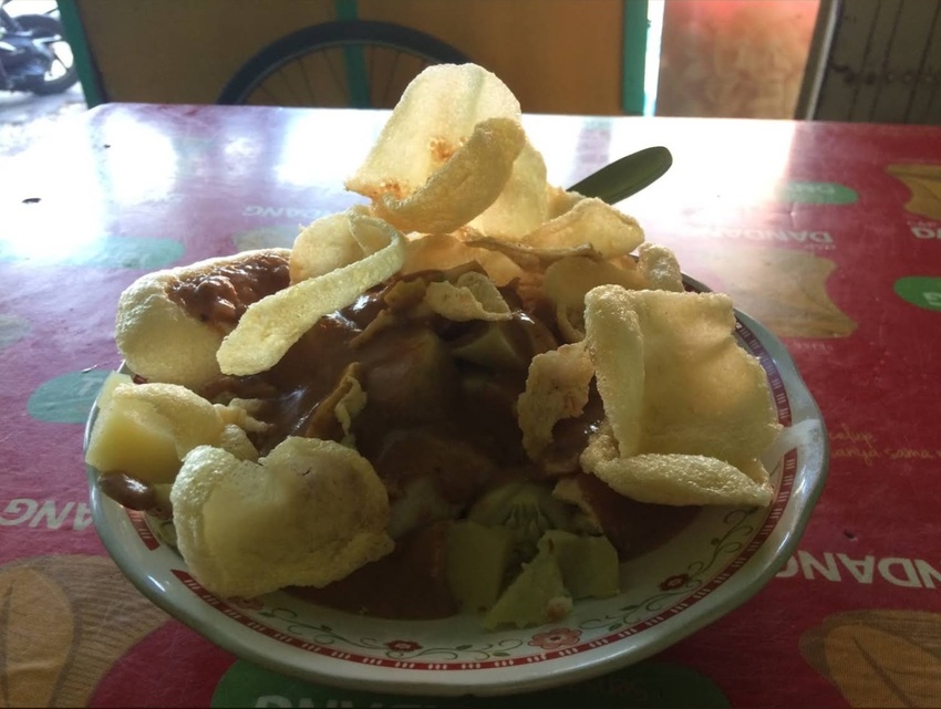MAKANAN SEHAT: Gado gado kuliner kekinian yang sehat tapi tetap menggugah