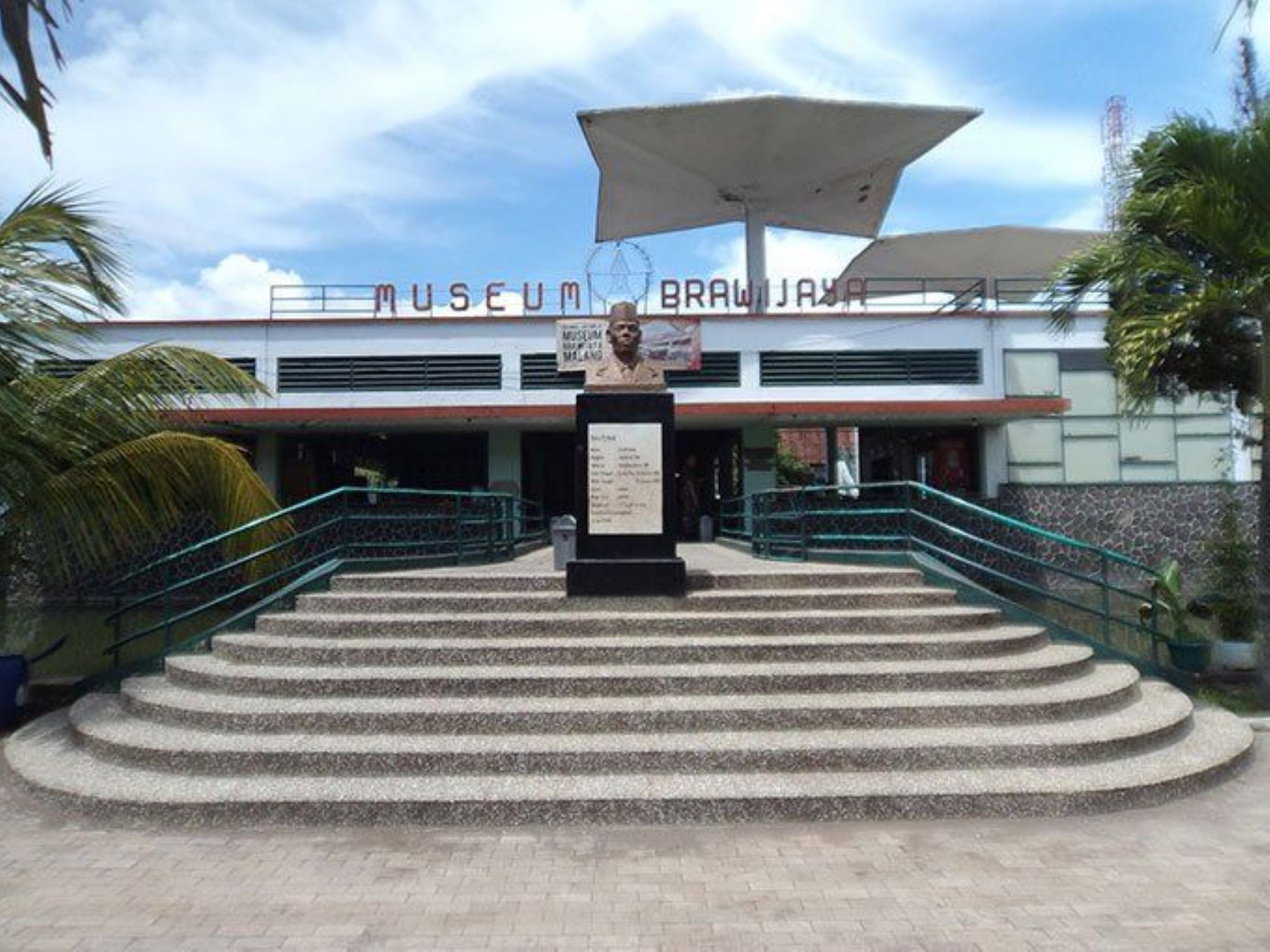 EDUKATIF: Deretan museum di Malang ini menawarkan pengalaman bersejarah, dari koleksi binatang hingga perjuangan kemanusiaan.