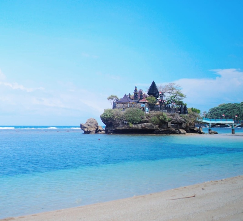 PANTAI BALEKAMBANG MALANG: Nikmati Keindahannya!