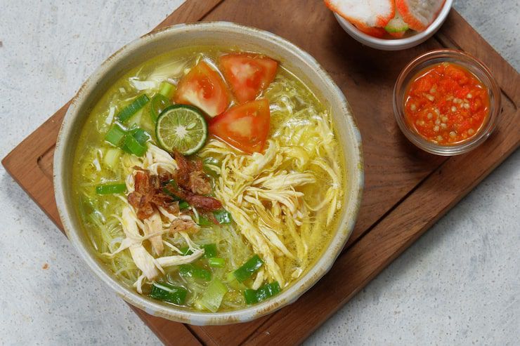 LEZAT: Ilustrasi Sop Ayam Klaten yang wajib dicoba saat suasana Malang sedang sejuk