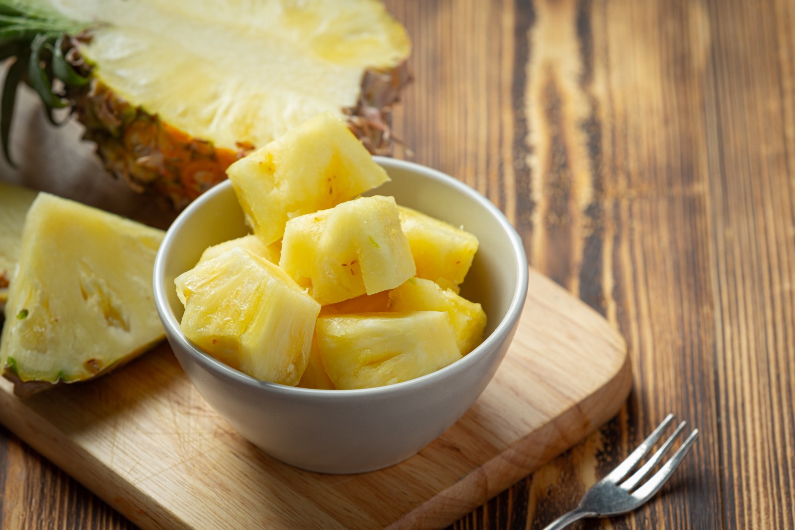 BERKHASIAT: Buah nanas, si kuning tropis yang menyegarkan, tak hanya enak dimakan tapi juga bermanfaat untuk pencernaan.