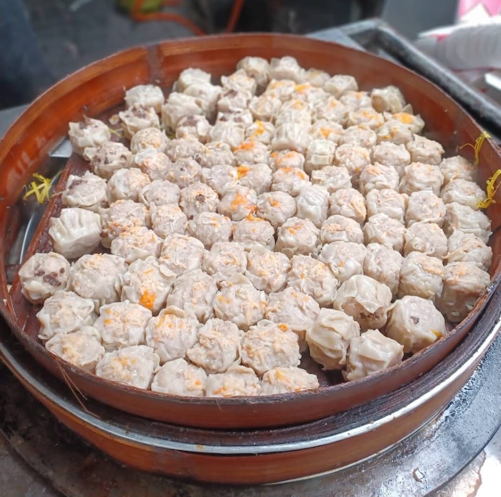 DIMSUM: Fix No Debat! 5 Dimsum Sawojajar ini Gendut Gendut dan Rasanya Nagih Banget