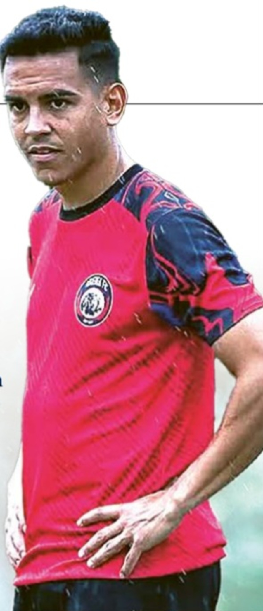 BERJUANG PULIH: Gelandang Arema FC Valdeci Moreira mulai mengikuti sesi latihan bersama skuad Singo Edan, kemarin.