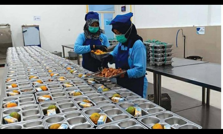 BERGIZI: Deretan menu MBG siap dikirim ke calon penerima sasaran, baik pelajar, ibu hamil, maupun ibu menyusui