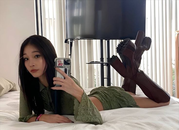 Annie Moon member All Day Project