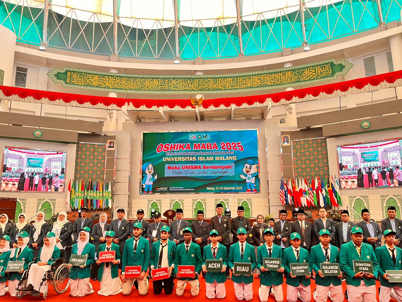 SEMANGAT: Orientasi studi dan kehidupan kampus (Oshika) Unisma 2025.