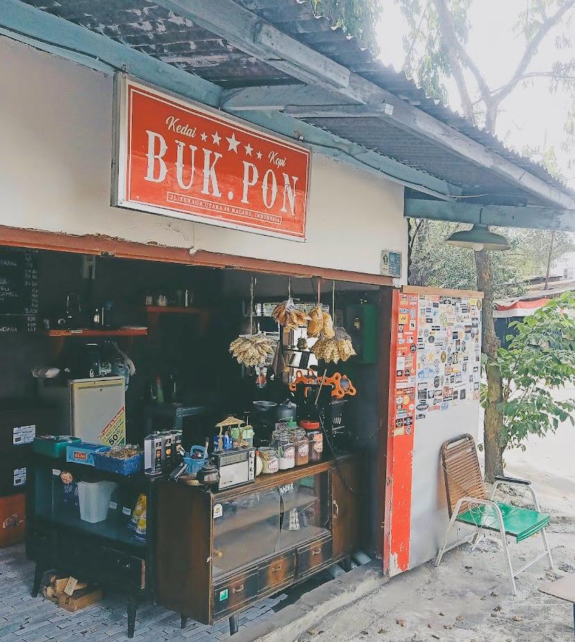 Tampak dari depan kedai kopi BUK.PON