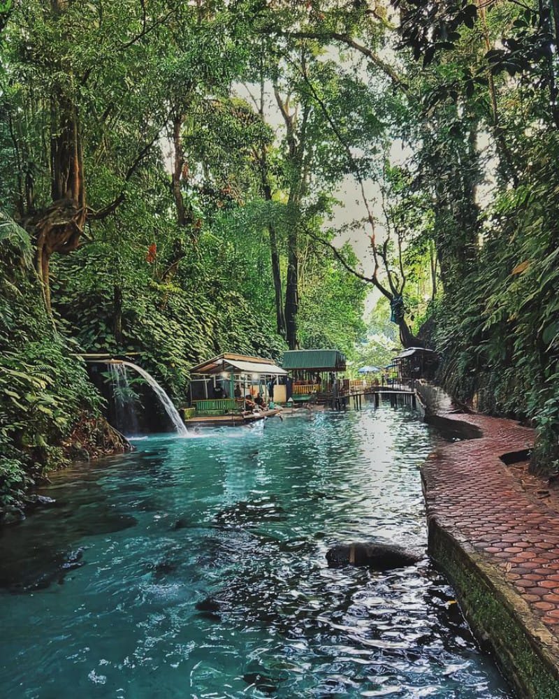 WISATA PEMANDIAN: Salah satu tempat yang bisa dikunjungi jika ingin menghabiskan waktu di akhir pekan.