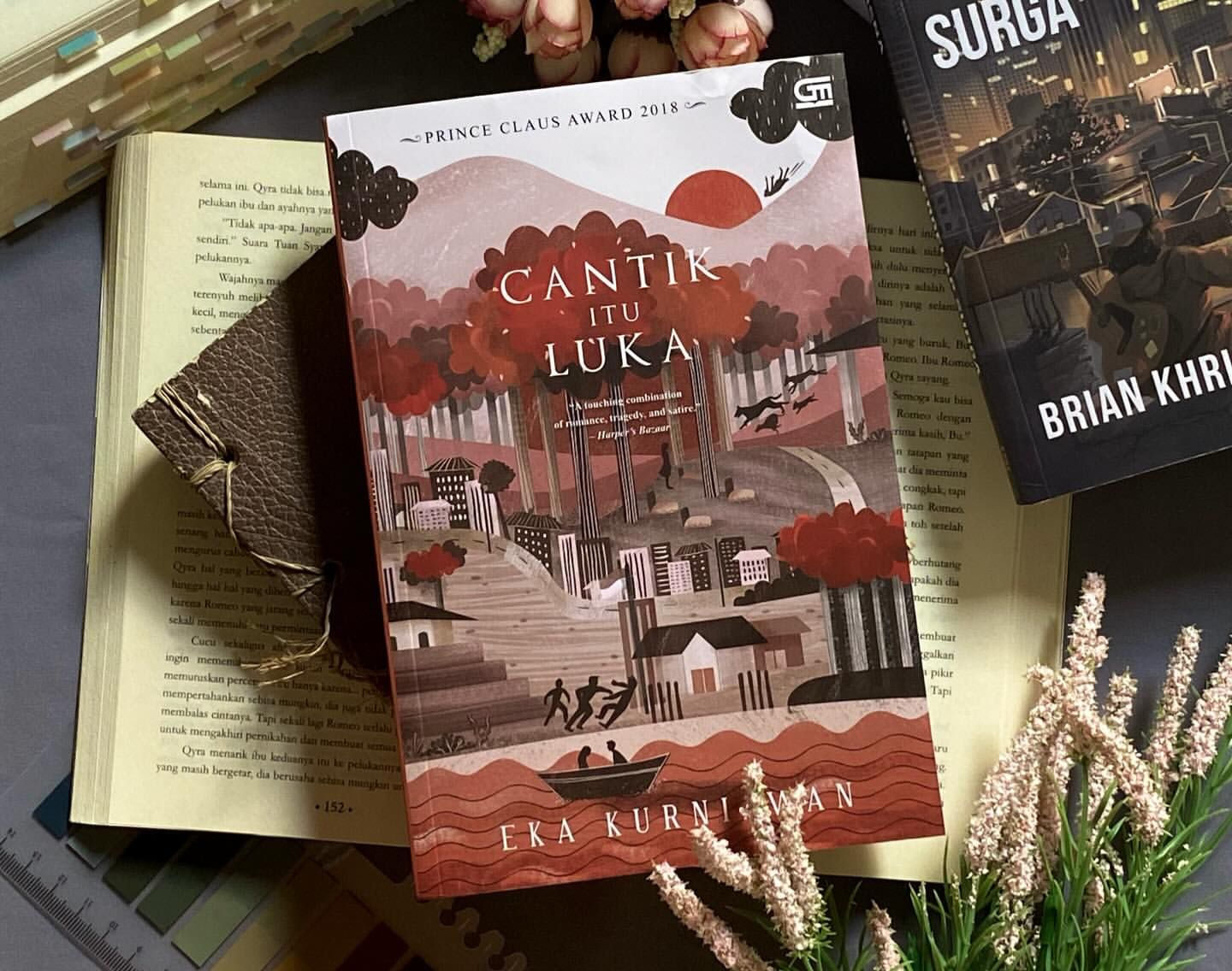 WAJIB BACA: Novel Cantik Itu Luka, salah satu karya terpopuler dari Eka Kurniawan