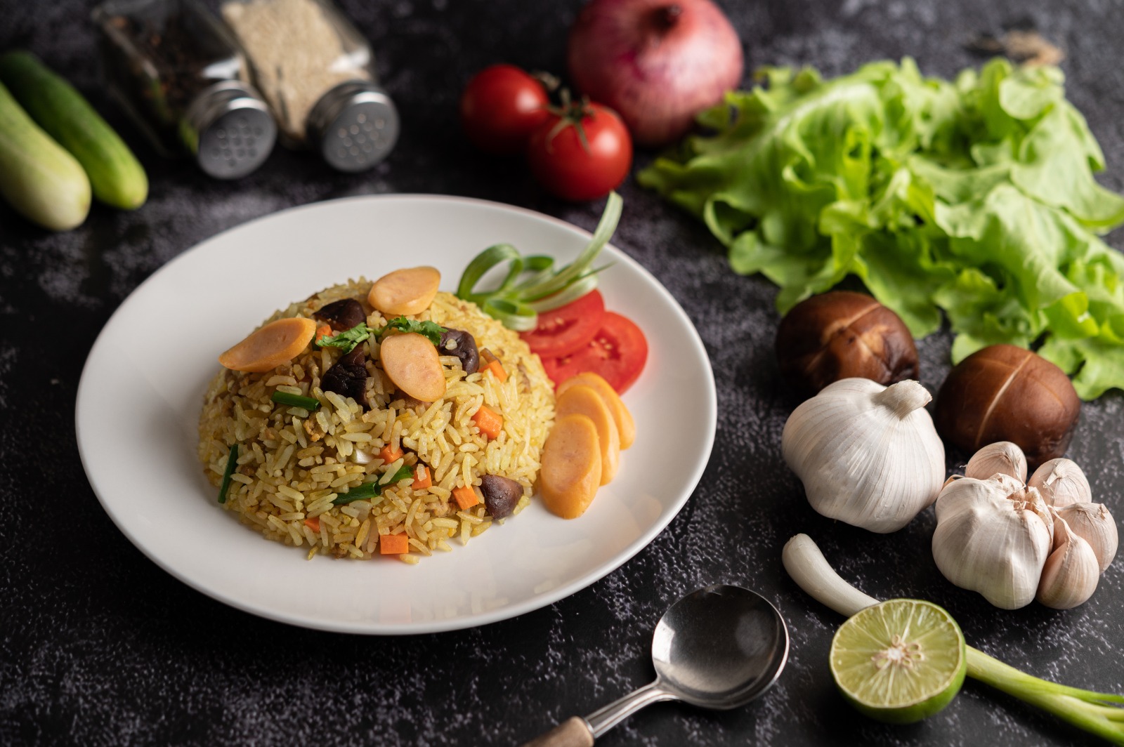 NIKMAT: Aroma rempah dan gurihnya nasi goreng, siapa yang bisa nolak?