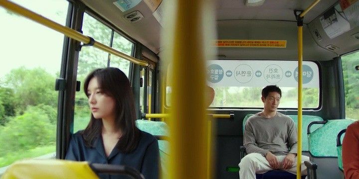 NYAMAN: menonton drama korea yang relatable dengan kehidupan bikin jiwa menjadi tenang.