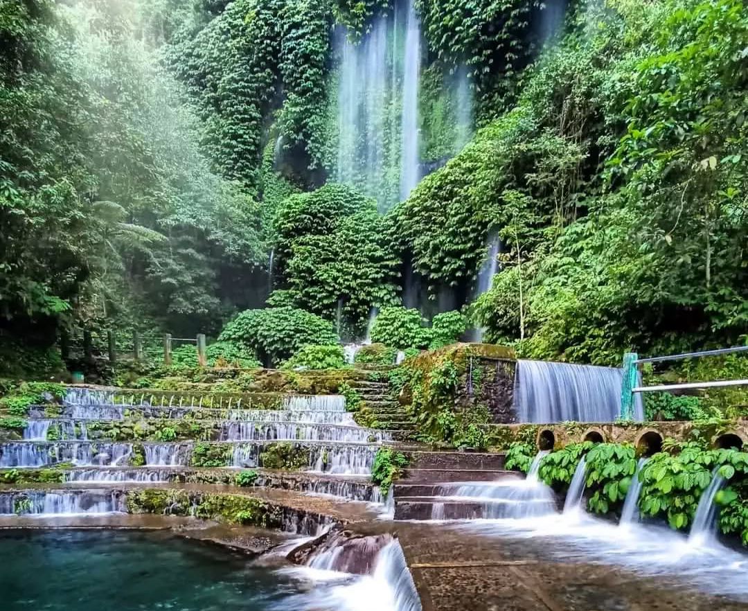 INDAH: Air terjun Benang Kelambu di Pulau Lombok