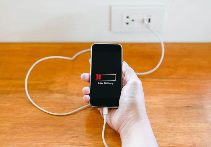 HEMAT: Merawat baterai HP bisa dilakukan dengan cara sederhana seperti menghindari panas berlebih dan memakai charger asli.