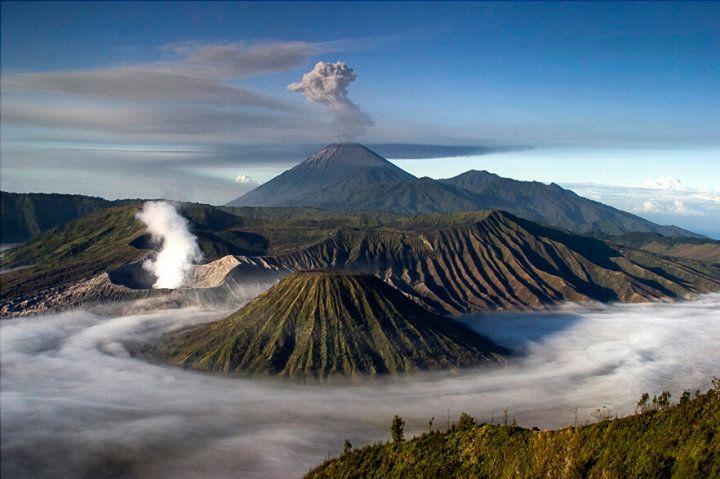 Ilustrasi gunung bromo