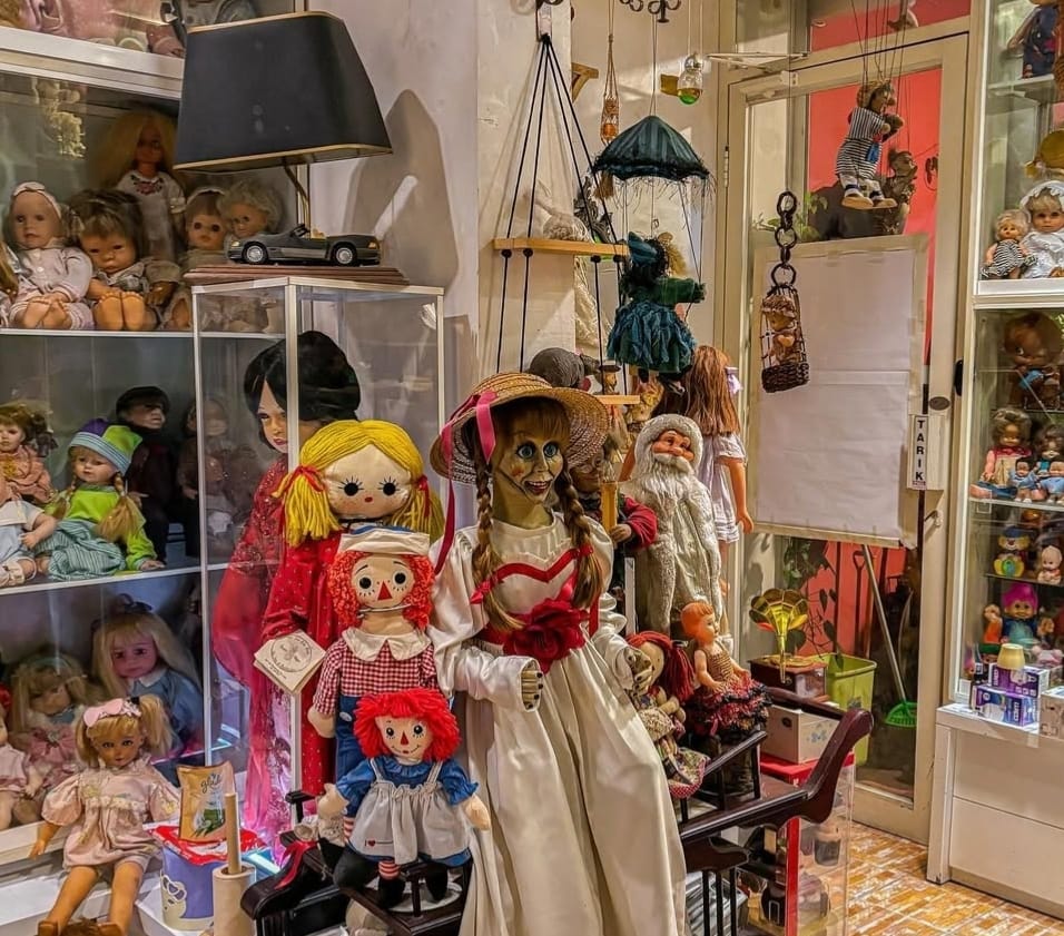 UNIK: Deretan kafe unik di Malang, mulai dari koleksi boneka hingga gaya&nbsp;retro&nbsp;klasik
