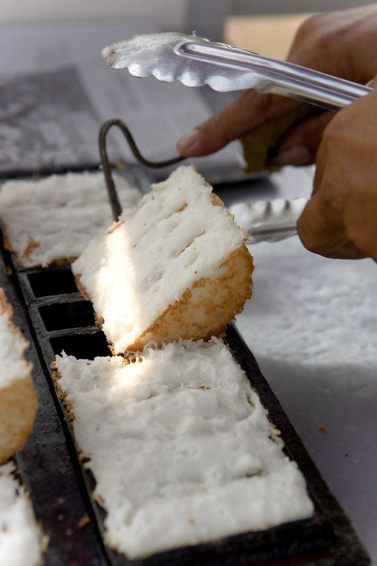 CAMILAN&nbsp;GURIH: Apakah kamu sering bingung membedakan kue pancong dan kue rangin? Cari tahu perbedaannya