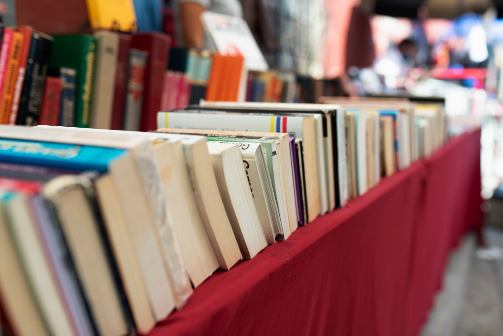 MENYENANGKAN: mendapat ilmu baru melalui festival buku.