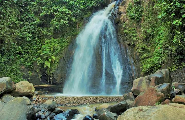 TERBAIK: Coban Kethak, salah satu rekomendasi spot air terjun instragamable di Malang yang bikin fotomu estetik