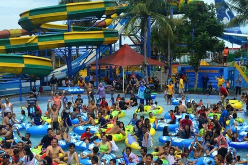 Saygon Waterpark menjadi yang terbesar di Pasuruan
