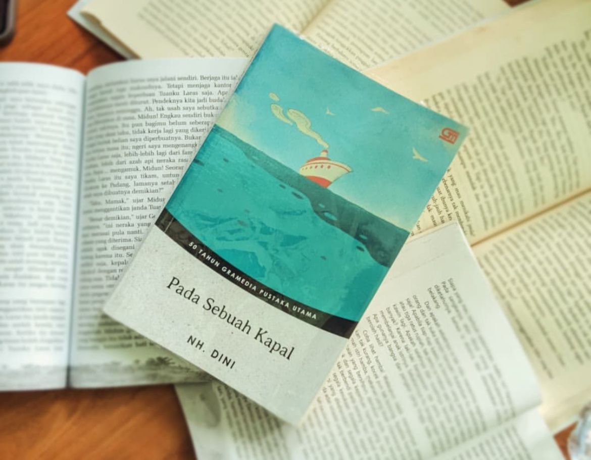 WAJIB BACA: Pada Sebuah Kapal, salah satu novel terpopuler karya N.H Dini