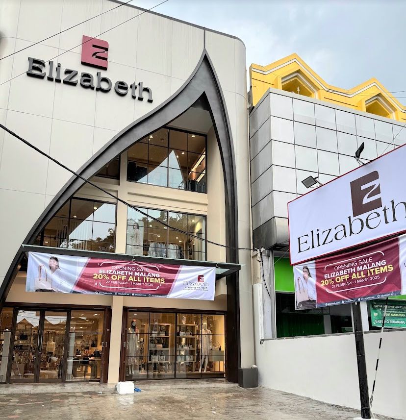 Tampak depan toko Elizabeth Klojen, Malang