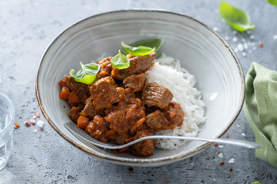 LEGIT: Rendang rasa rempahnya yang melimpah