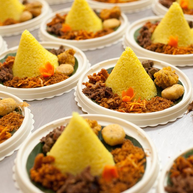 MERIAH: Nasi tumpeng mini di Malang siap bikin acara kecil makin hangat dengan porsi pas dan harga terjangkau!