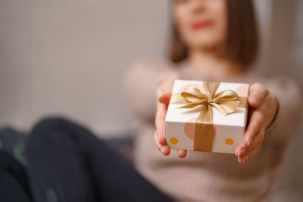 KADO: Happy Boyfriend Day! Cari tahu kado simpel yang bisa kamu berikan ke pasanganmu&nbsp;di&nbsp;hari&nbsp;ini