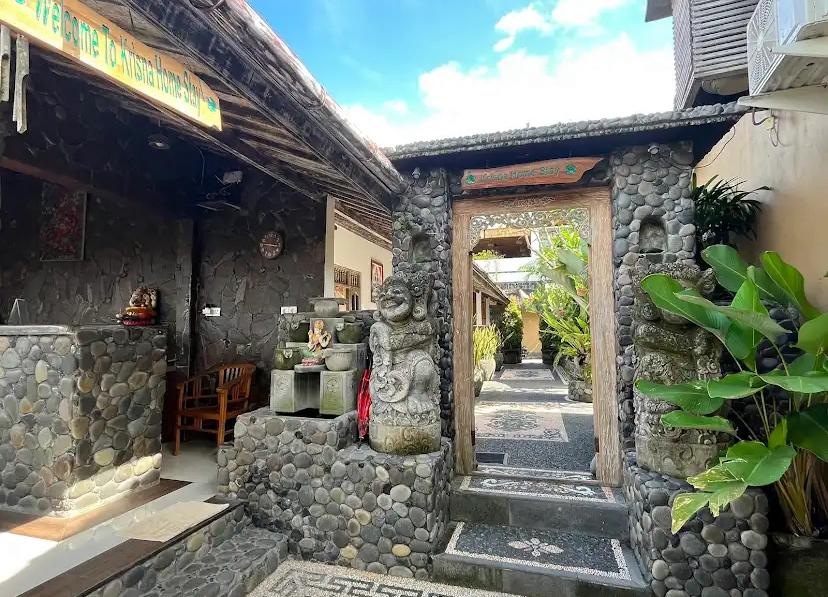 Butuh tempat istirahat saat transit di Gilimanuk? Ini rekomendasi penginapan yang nyaman untuk warga Malang.