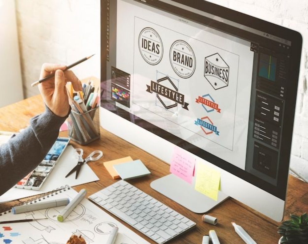 KREATIF: Deretan jasa desain di Malang siap bantu bikin branding kamu makin standout.