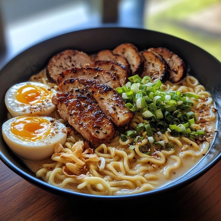 LEZAT: Rekomendasi ramen favorit mahasiswa Mlang di Klojen yang lagi viral 2025