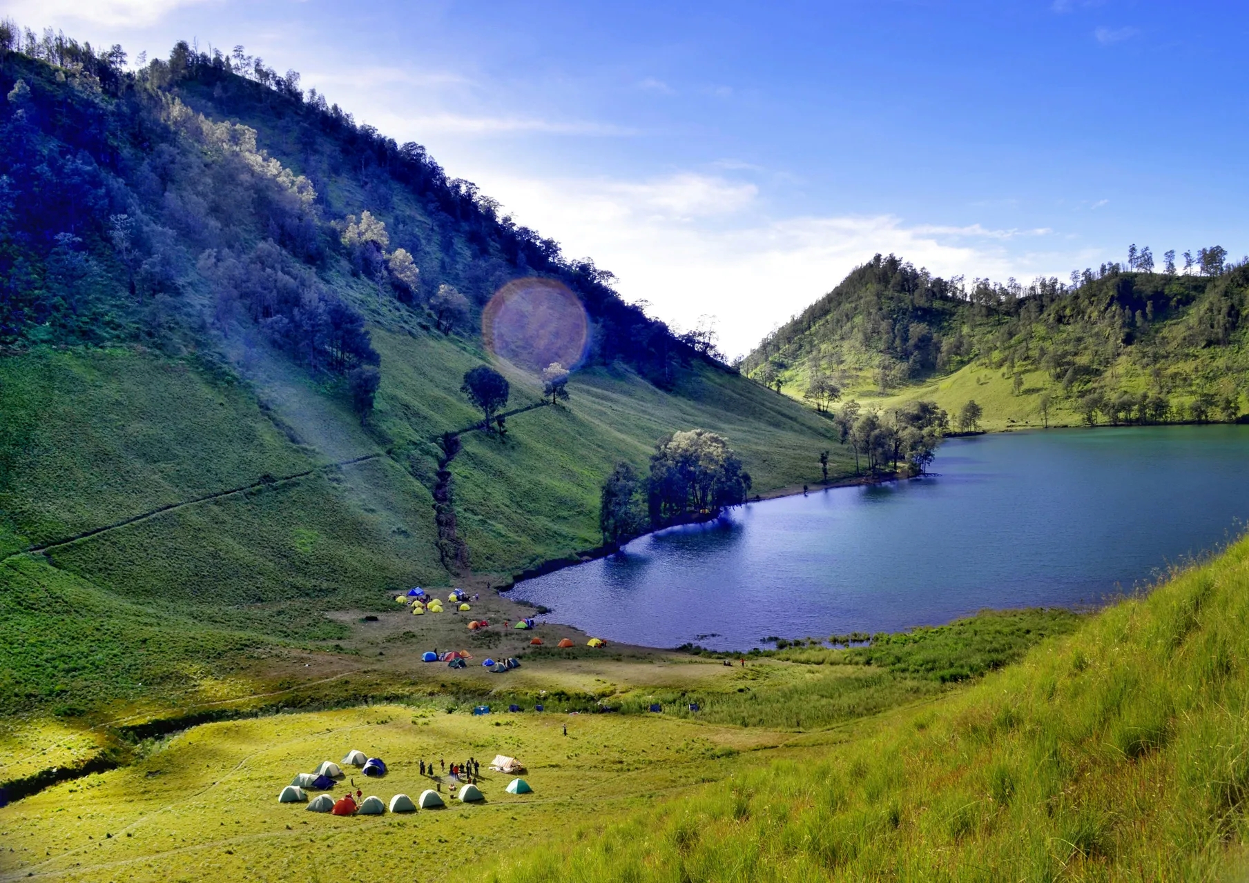 PESONA: Dikelilingi pegunungan dan hutan hijau, kedua daerah ini menawarkan beragam destinasi alam yang bisa jadi tempat terbaik untuk melepas penat dan menyegarkan pikiran.
