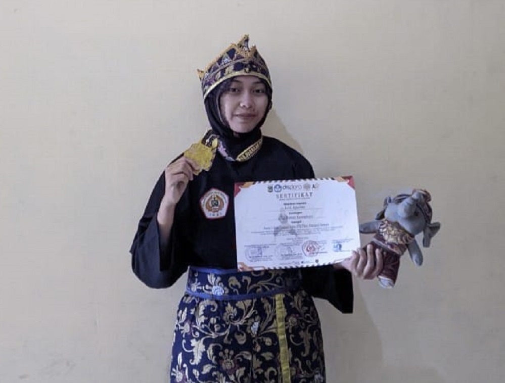 MANTAP: Lilik Agustina sukses meraih Juara 1 Tunggal Wajib IPSI Putri.