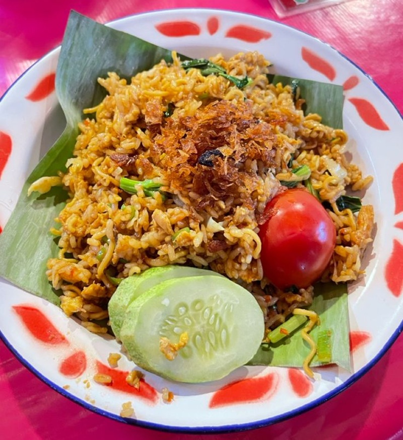 ENAK: Nasi goreng jawa rasa tradisional khas