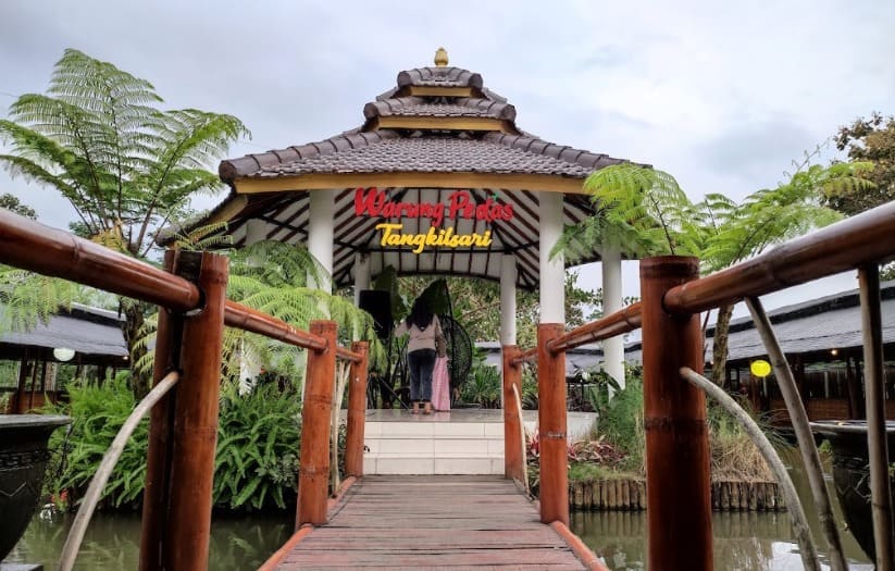 KULINER: Mencari kuliner di Kabupaten Malang yang punya suasana asik dan nyaman? Berikut tiga tempat rekomendasi yang tidak hanya menyajikan makanan lezat, tapi juga menghadirkan atmosfer menyenangkan