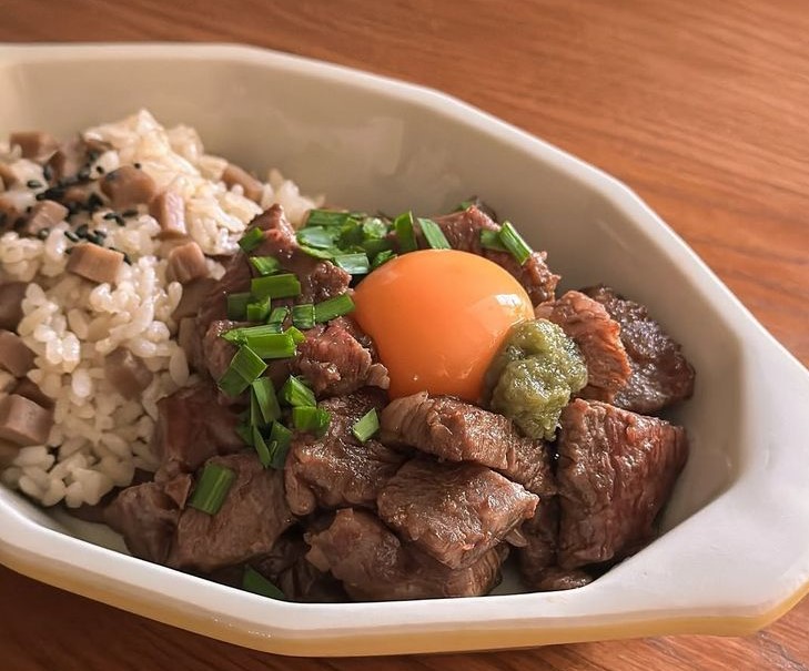 LEZAT: Saikoro beef jadi menu favorit di berbagai restoran Malang berkat tekstur lembut dan cita rasa gurihnya.