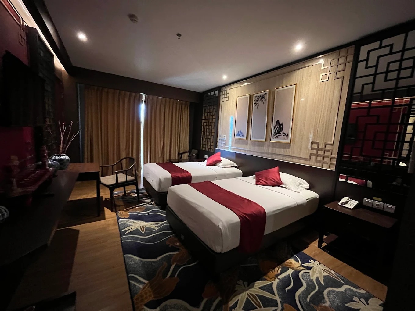 NYAMAN: Senyum World Hotel, penginapan berkelas dengan lokasi super strategis.