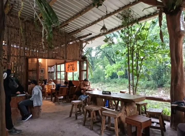 ESTETIK: Pipir Lepen Cafe, salah satu rekomendasi spot healing buat weekend bersama teman kampus